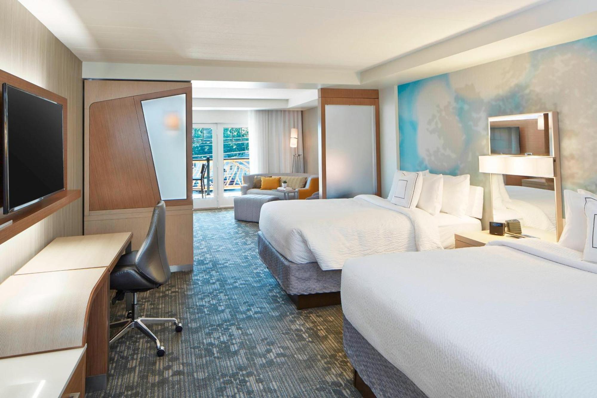Courtyard By Marriott Лейк Джордж Екстериор снимка
