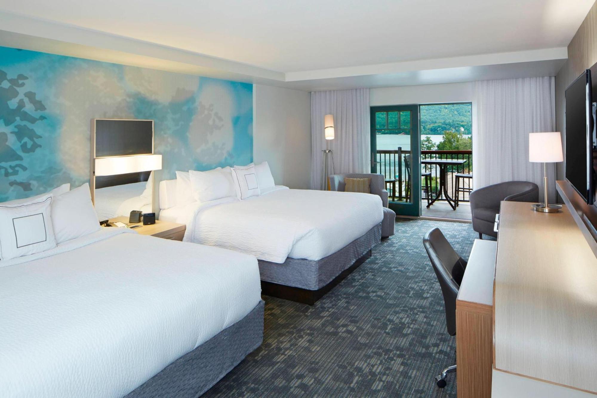 Courtyard By Marriott Лейк Джордж Екстериор снимка