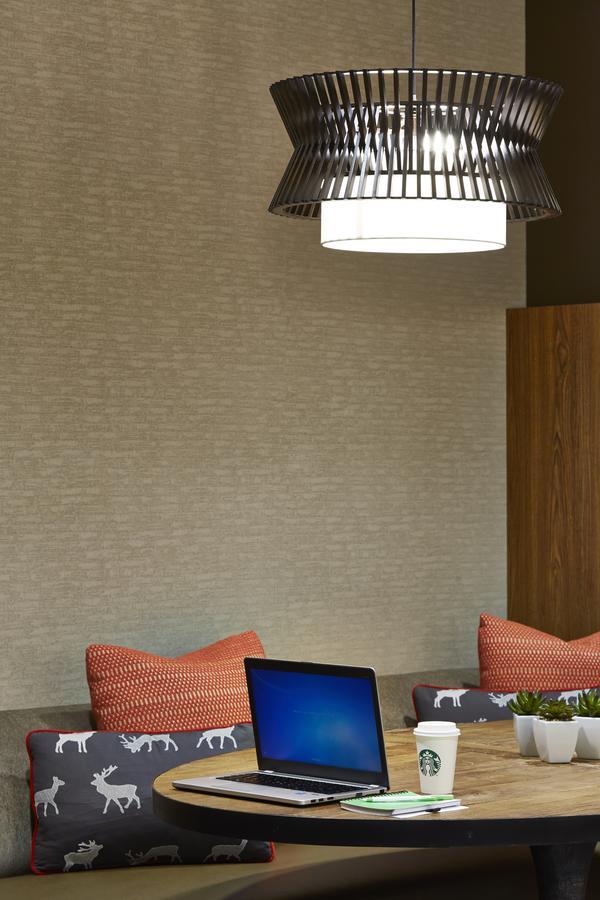 Courtyard By Marriott Лейк Джордж Екстериор снимка