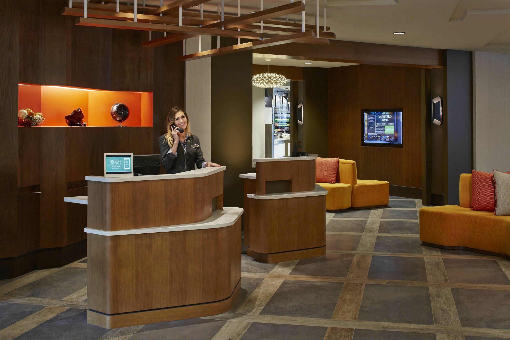 Courtyard By Marriott Лейк Джордж Екстериор снимка