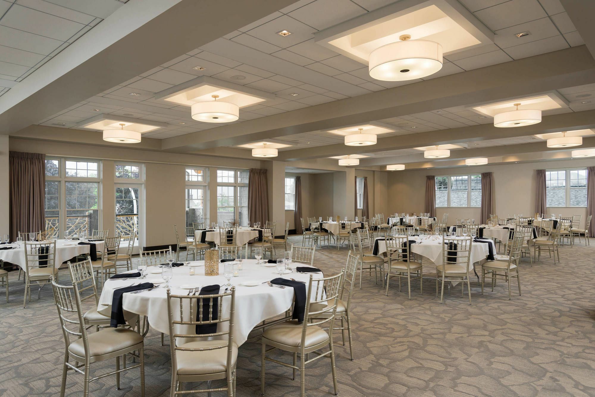 Courtyard By Marriott Лейк Джордж Екстериор снимка