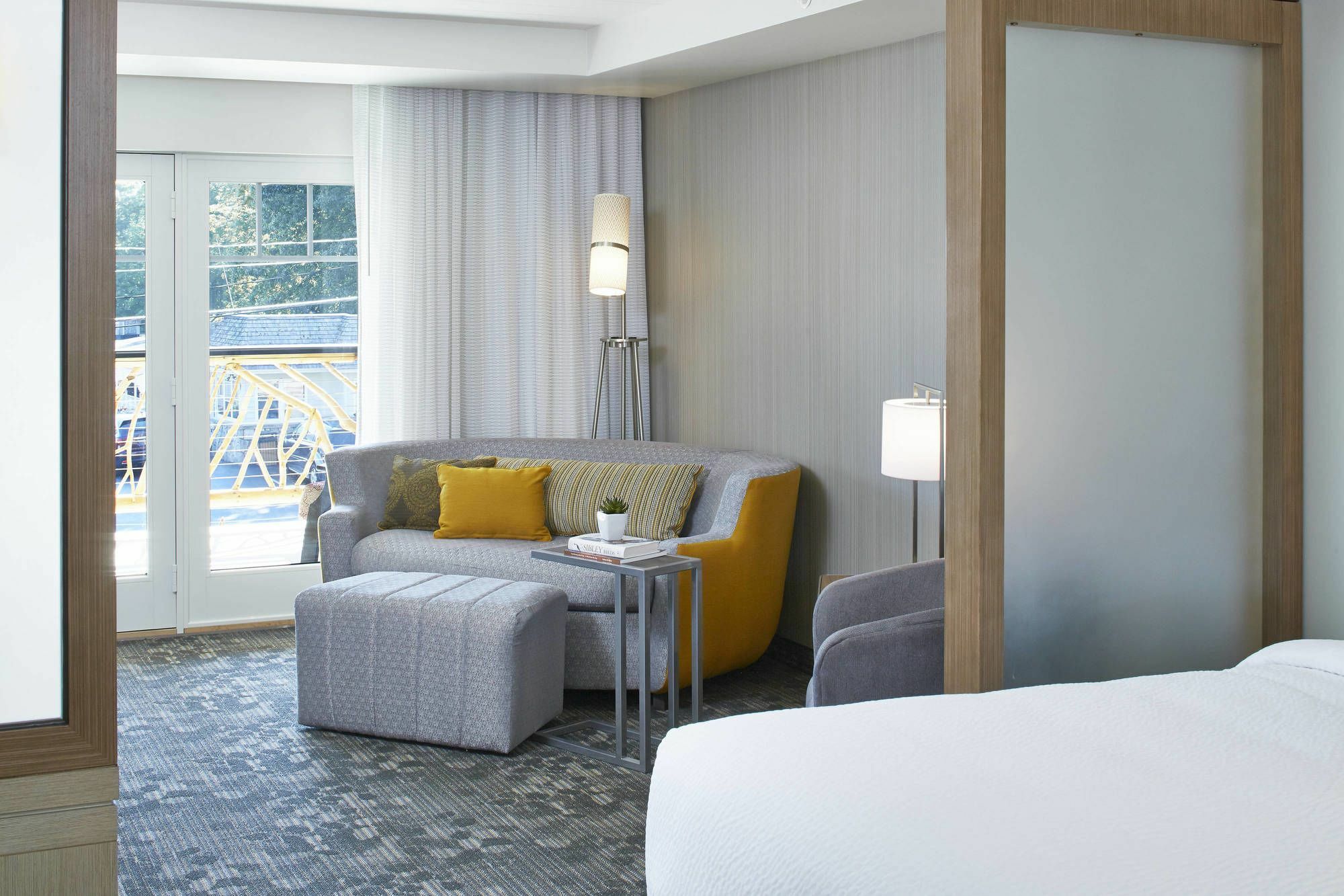 Courtyard By Marriott Лейк Джордж Екстериор снимка