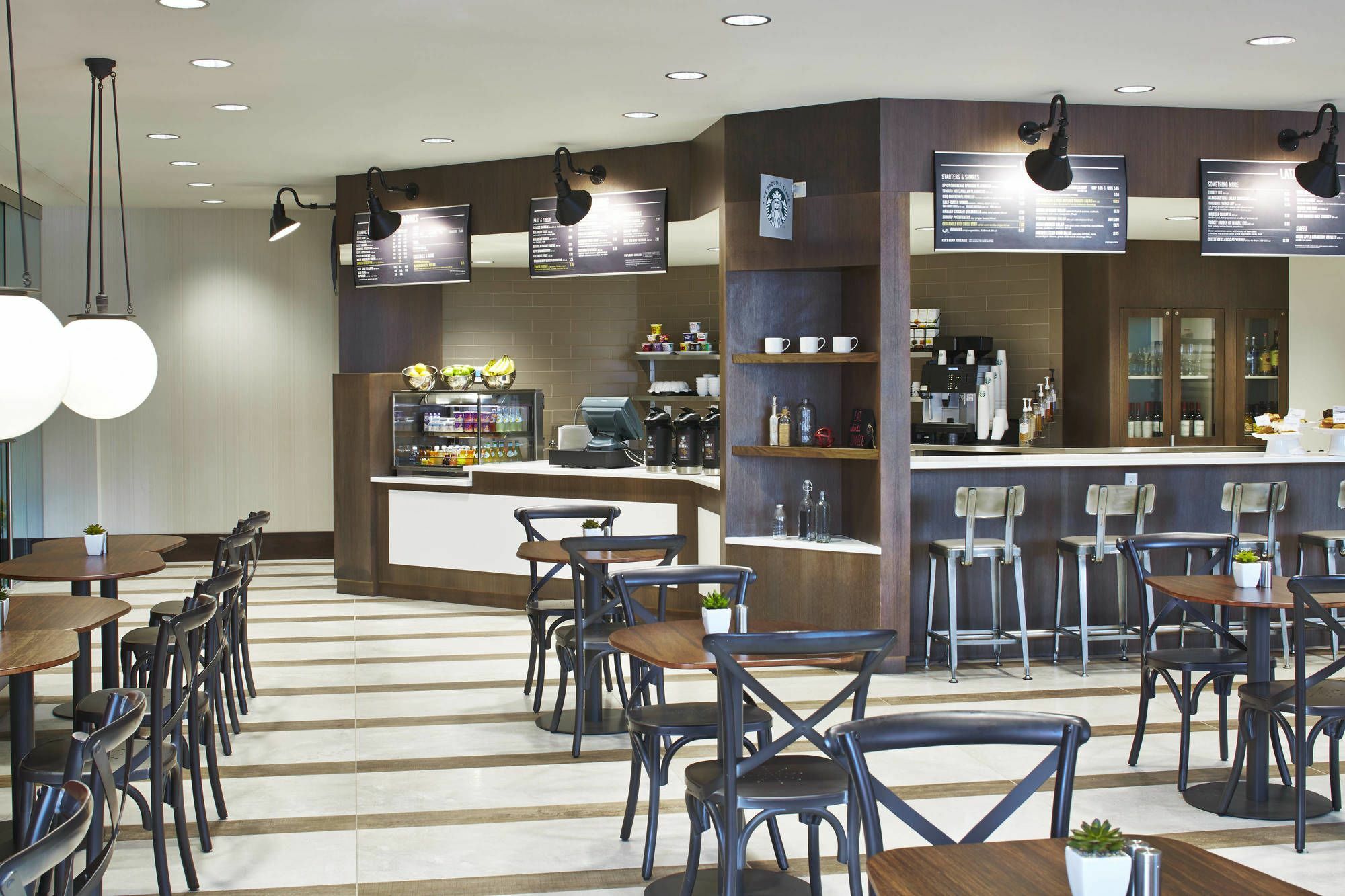 Courtyard By Marriott Лейк Джордж Екстериор снимка